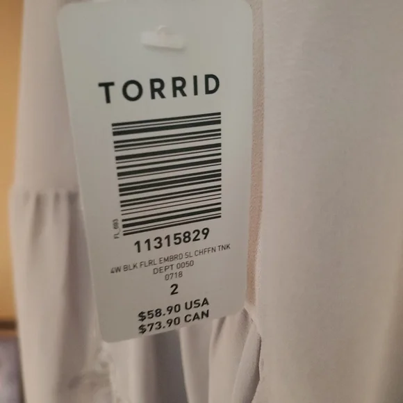 Torrid embroidered tank - Picture 2 of 4